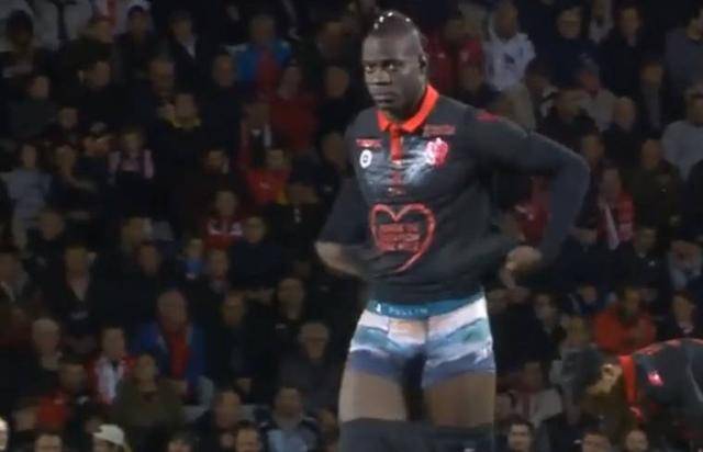 快船惨遭18分逆转！登卡空砍54分 近19战16败跌至西部倒数第二